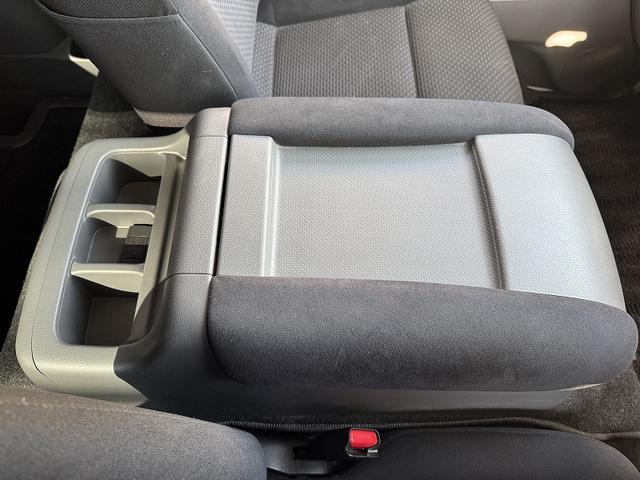 NV350キャラバンバン ロングプレミアムGX 修復歴無し・禁煙車・ナビ・バックカメラ・BT・CD・DVD・ETC・ドラレコ・リアエアコン・ベッドキット・フルフラットシート・両側スライドドア・HIDライト・スマートキー・プッシュスタート・(31枚目)