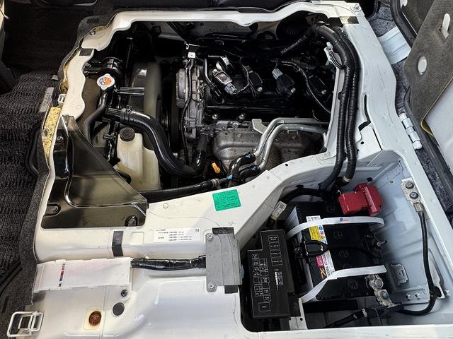 NV350キャラバンバン ロングプレミアムGX 修復歴無し・禁煙車・ナビ・バックカメラ・BT・CD・DVD・ETC・ドラレコ・リアエアコン・ベッドキット・フルフラットシート・両側スライドドア・HIDライト・スマートキー・プッシュスタート・(59枚目)