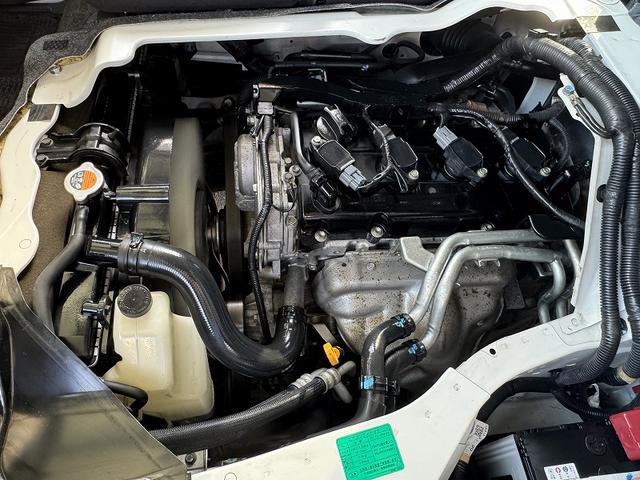 NV350キャラバンバン ロングプレミアムGX 修復歴無し・禁煙車・ナビ・バックカメラ・BT・CD・DVD・ETC・ドラレコ・リアエアコン・ベッドキット・フルフラットシート・両側スライドドア・HIDライト・スマートキー・プッシュスタート・(60枚目)