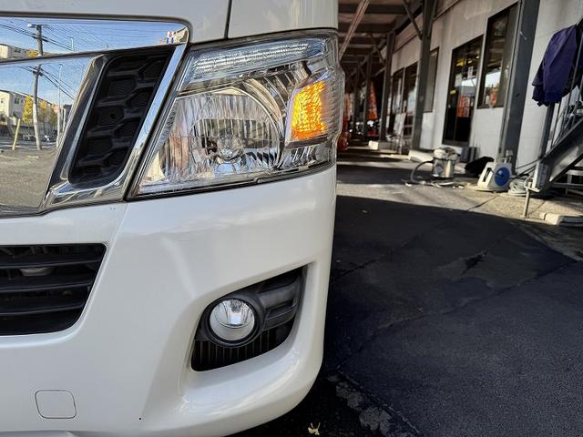 NV350キャラバンバン ロングプレミアムGX 修復歴無し・禁煙車・ナビ・バックカメラ・BT・CD・DVD・ETC・ドラレコ・リアエアコン・ベッドキット・フルフラットシート・両側スライドドア・HIDライト・スマートキー・プッシュスタート・(62枚目)