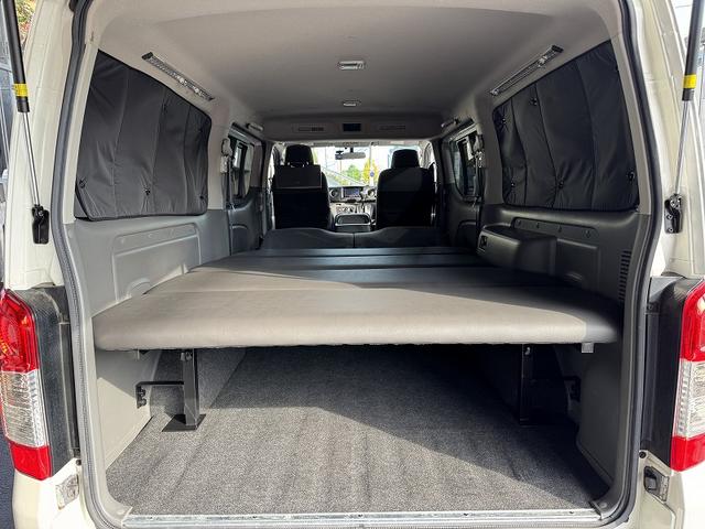NV350キャラバンバン ロングプレミアムGX 修復歴無し・禁煙車・ナビ・バックカメラ・BT・CD・DVD・ETC・ドラレコ・リアエアコン・ベッドキット・フルフラットシート・両側スライドドア・HIDライト・スマートキー・プッシュスタート・(65枚目)