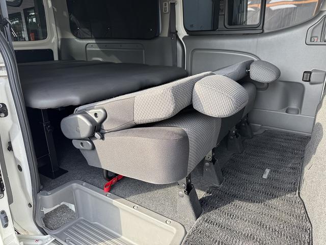 NV350キャラバンバン ロングプレミアムGX 修復歴無し・禁煙車・ナビ・バックカメラ・BT・CD・DVD・ETC・ドラレコ・リアエアコン・ベッドキット・フルフラットシート・両側スライドドア・HIDライト・スマートキー・プッシュスタート・(66枚目)