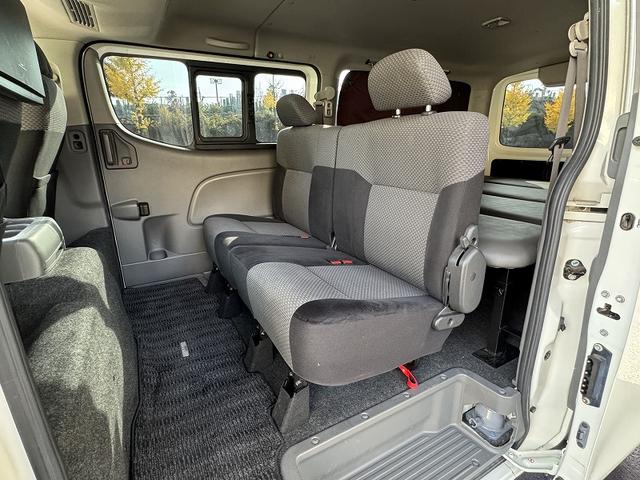 NV350キャラバンバン ロングプレミアムGX 修復歴無し・禁煙車・ナビ・バックカメラ・BT・CD・DVD・ETC・ドラレコ・リアエアコン・ベッドキット・フルフラットシート・両側スライドドア・HIDライト・スマートキー・プッシュスタート・(69枚目)