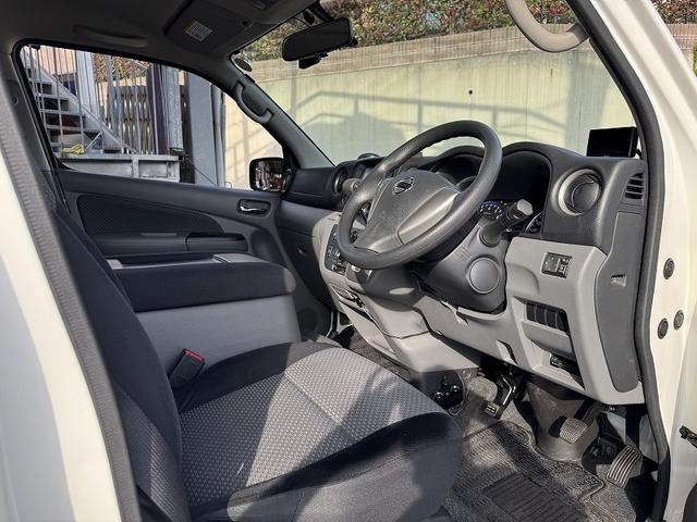 NV350キャラバンバン ロングプレミアムGX 修復歴無し・禁煙車・ナビ・バックカメラ・BT・CD・DVD・ETC・ドラレコ・リアエアコン・ベッドキット・フルフラットシート・両側スライドドア・HIDライト・スマートキー・プッシュスタート・(74枚目)