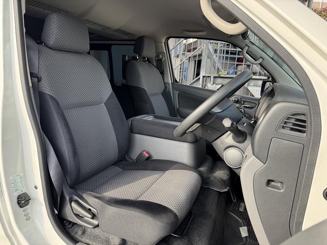 NV350キャラバンバン ロングプレミアムGX 修復歴無し・禁煙車・ナビ・バックカメラ・BT・CD・DVD・ETC・ドラレコ・リアエアコン・ベッドキット・フルフラットシート・両側スライドドア・HIDライト・スマートキー・プッシュスタート・(76枚目)