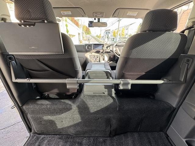 NV350キャラバンバン ロングプレミアムGX 修復歴無し・禁煙車・ナビ・バックカメラ・BT・CD・DVD・ETC・ドラレコ・リアエアコン・ベッドキット・フルフラットシート・両側スライドドア・HIDライト・スマートキー・プッシュスタート・(77枚目)