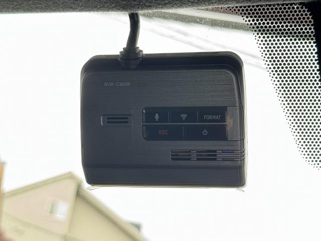 ハイエースバン スーパーGL ダークプライムII 11型ナビTV・全方位モニタ・BT・HDMI・外LEDテール・ハーモフレック足・スマートキー・黒ハーフレザーシート・ウッドコンビハンドル・WEDSアルミ・オールテレーンタイヤ・前後ドラレコ・ETC(33枚目)