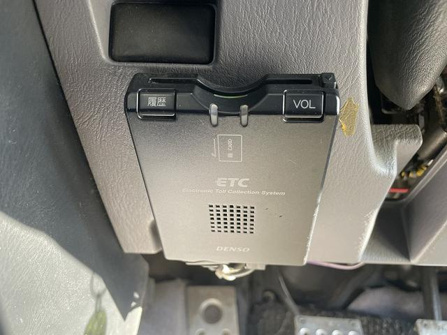 スカイライン ＧＴ　修復歴無し・純正５速ＭＴ車・純正ベイサイドブルー・タイミングベルト交換済み（２０２３．１０．１１．２０２８２６ｋｍ時）・ＭＯＭＯステアリング・柿本改マフラー・ＥＴＣ・（5枚目）