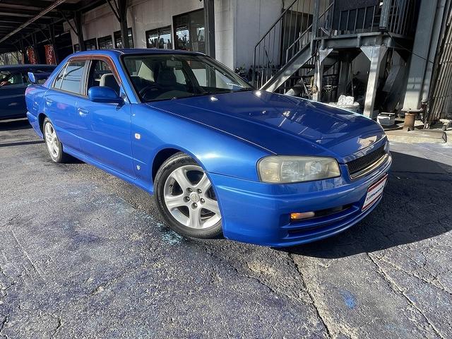 スカイライン ＧＴ　修復歴無し・純正５速ＭＴ車・純正ベイサイドブルー・タイミングベルト交換済み（２０２３．１０．１１．２０２８２６ｋｍ時）・ＭＯＭＯステアリング・柿本改マフラー・ＥＴＣ・（12枚目）