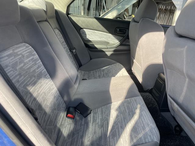 スカイライン ＧＴ　修復歴無し・純正５速ＭＴ車・純正ベイサイドブルー・タイミングベルト交換済み（２０２３．１０．１１．２０２８２６ｋｍ時）・ＭＯＭＯステアリング・柿本改マフラー・ＥＴＣ・（53枚目）