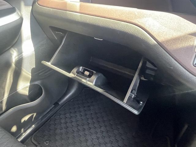 ソリオバンディット ハイブリッドＭＶ　禁煙車・９インチナビ・フルセグ・全方位カメラ・ＢＴ・ＣＤ・ＤＶＤ・ＥＴＣ・デュアルカメラブレーキサポート・レーダークルーズ・両側パワースライドドア・シートヒーター・ヘッドアップディスプレイ・ＣＶＴ・（35枚目）