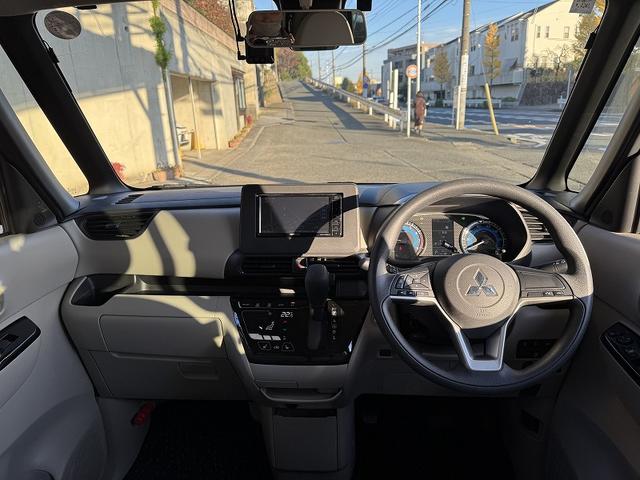 修復歴無し・禁煙車・両側ハンズフリーパワースライドドア・ナビＴＶ・ＢＴ・ＵＳＢ・ＤＶＤ・前後ドライブレコーダー・ＥＴＣ・スマートキー・プッシュスタート・オートライト・衝突軽減・アイドリングストップ