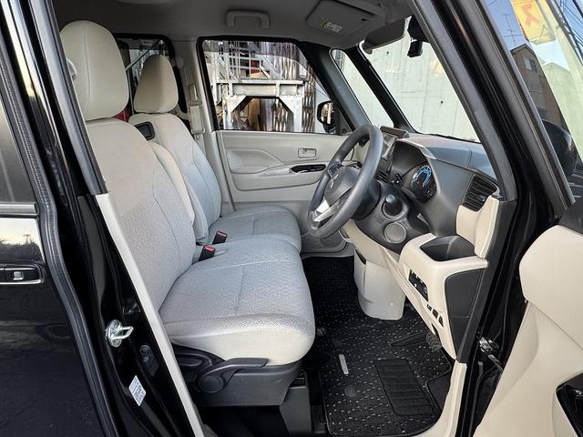 修復歴無し・禁煙車・両側ハンズフリーパワースライドドア・ナビＴＶ・ＢＴ・ＵＳＢ・ＤＶＤ・前後ドライブレコーダー・ＥＴＣ・スマートキー・プッシュスタート・オートライト・衝突軽減・アイドリングストップ