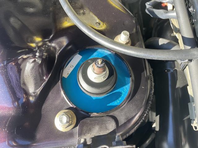 フェアレディZ バージョンR ツインターボ 禁煙車・ワンオーナー車・純正5速MT・記録簿有ツインターボ・Tバールーフ・2by2・BBS18インチアルミ・クスコ車高調・純正レカロシート・HID・純正ミッドナイトパープル・走行5.2万キロ・ETC・(70枚目)