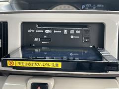 純正ナビ　フルセグＴＶ　ＤＶＤ再生　ＵＳＢ接続　Ｂｌｕｅｔｏｏｔｈ接続　パノラマモニター　両側電動扉　運転席シートヒーター　ナビ連動ドラレコ　ＬＥＤヘッドライト　オートライト　オートハイビーム 6