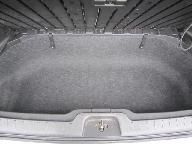 セレナ 20S ナビTV・バックカメラ・フリップダウンモニター・ETC・LEDヘッドライト・フォグ・Bluetooth・DVD・クルーズコントロール・オートエアコン・リアオートエアコン・オートライト・記録簿(17枚目)