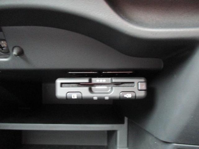 ノート e-パワーニスモ 純正ナビTVBカメラ・ETC・追突軽減・踏み間違い防止・コーナーセンサー・Bluetooth・NISMO専用シート・アルミ・フロエアロ・オートエアコン・記録簿・禁煙車(22枚目)