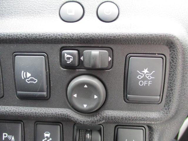 ノート e-パワーニスモ 純正ナビTVBカメラ・ETC・追突軽減・踏み間違い防止・コーナーセンサー・Bluetooth・NISMO専用シート・アルミ・フロエアロ・オートエアコン・記録簿・禁煙車(26枚目)