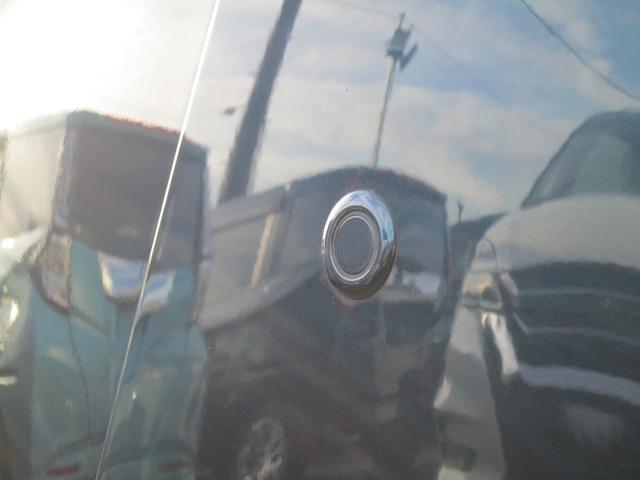 ルーミー G 9インチディスプレイオーディオ・TV・AppleCarPlay・AndroidAuto・バックカメラ・シートヒーター・オートエアコン・サンシェード・ソナー・追突軽減・両側電動ドア・LEDライト・禁煙車(37枚目)