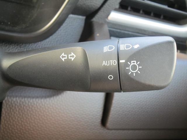 ルーミー G 9インチディスプレイオーディオ・TV・AppleCarPlay・AndroidAuto・バックカメラ・シートヒーター・オートエアコン・サンシェード・ソナー・追突軽減・両側電動ドア・LEDライト・禁煙車(43枚目)