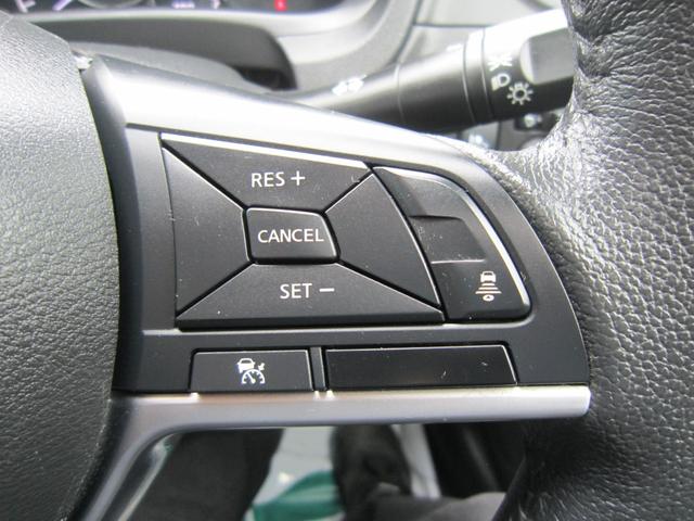 ノート e-パワー メダリスト ナビ360度カメラETC・追従クルコン・追突軽減・踏み間違い防止・禁煙車・Bluetooth・オートエアコン・LEDヘッドライト・デジタルインナーミラー・レーンキープアラート・コーナーセンサー(26枚目)