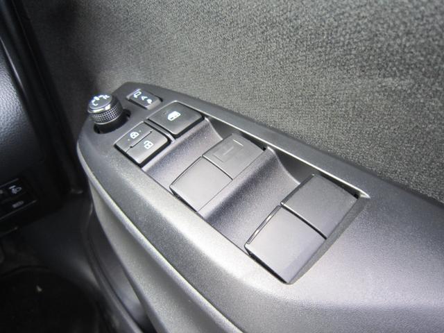 ヤリス ハイブリッドG E-Four・純正ナビ360度カメラ・追従クルコン・スマートキー・ドラレコ・禁煙車・Bluetooth・AppleCarPlay・AndroidAuto・USB・ブラインドスポットモニタ・100V電源(35枚目)