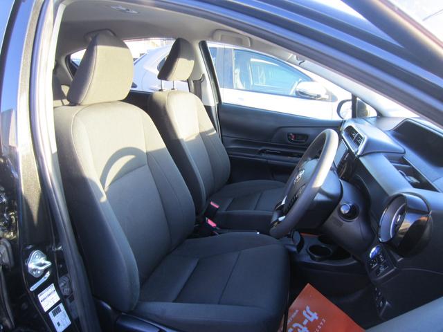 アクア Ｓスタイルブラック　純正ナビＴＶバックカメラ・追突軽減ブレーキ・レーンキープアラート・スマートキー・プッシュスタート・Ｂｌｕｅｔｏｏｔｈ・オートエアコン・オートライト・記録簿・取扱説明書・禁煙車（12枚目）