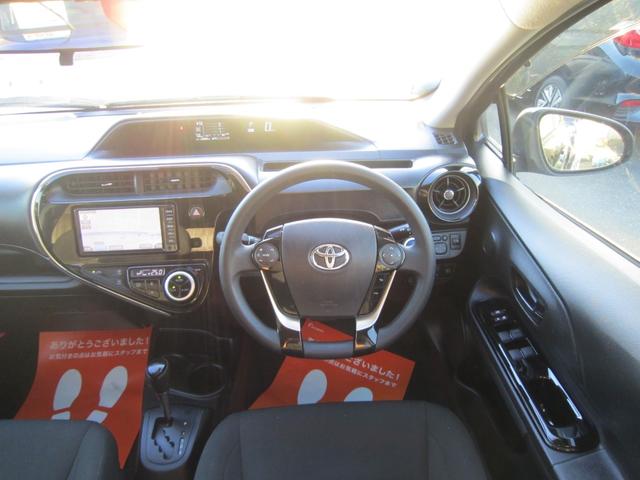 アクア Ｓスタイルブラック　純正ナビＴＶバックカメラ・追突軽減ブレーキ・レーンキープアラート・スマートキー・プッシュスタート・Ｂｌｕｅｔｏｏｔｈ・オートエアコン・オートライト・記録簿・取扱説明書・禁煙車（16枚目）