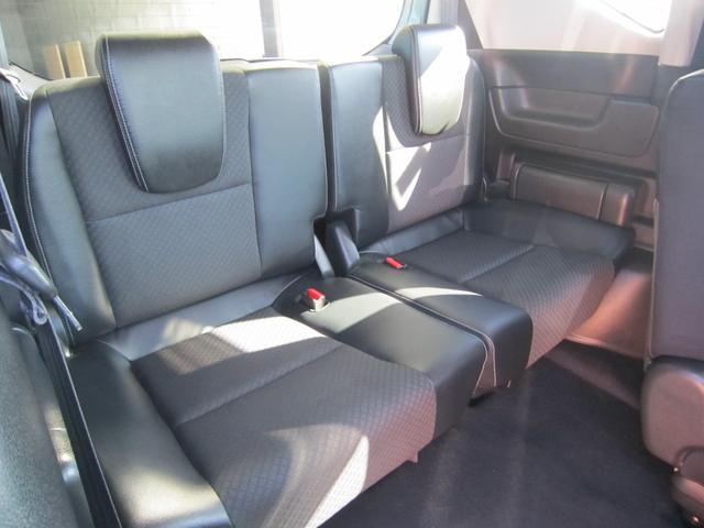 フリードハイブリッド ハイブリッド・Ｇホンダセンシング　純正９型ナビＴＶ・バックカメラ・ＨｏｎｄａＳＥＮＳＩＮＧ・両側電動スライドドア・シートヒーター・前後ドラレコ・追従クルーズコントロール・ＡｐｐｌｅＣａｒｐｌａｙ・Ｂｌｕｅｔｏｏｔｈ・ＵＳＢ・禁煙車（13枚目）