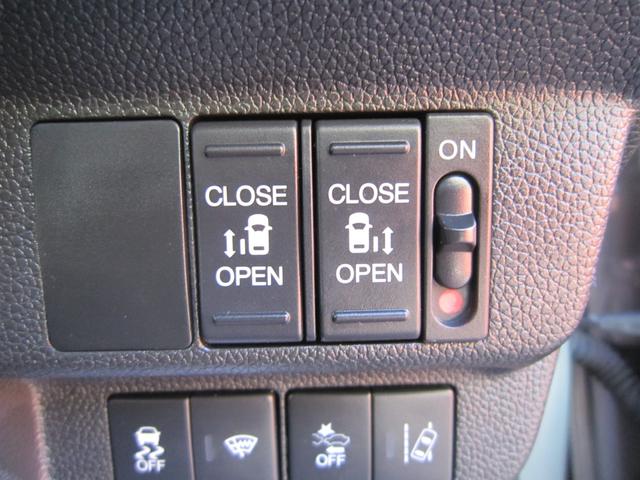 フリードハイブリッド ハイブリッド・Ｇホンダセンシング　純正９型ナビＴＶ・バックカメラ・ＨｏｎｄａＳＥＮＳＩＮＧ・両側電動スライドドア・シートヒーター・前後ドラレコ・追従クルーズコントロール・ＡｐｐｌｅＣａｒｐｌａｙ・Ｂｌｕｅｔｏｏｔｈ・ＵＳＢ・禁煙車（30枚目）