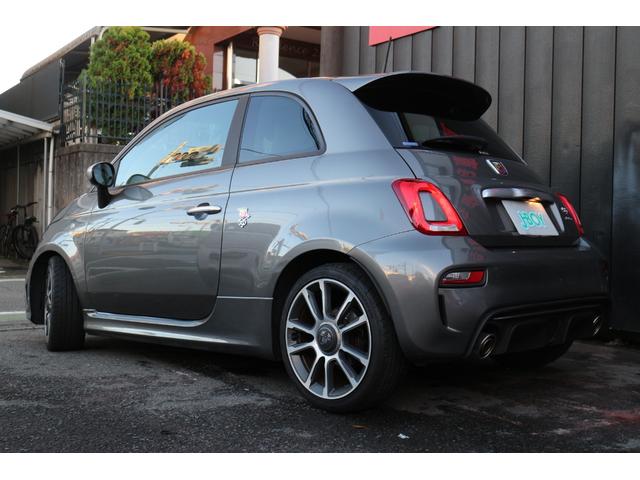 アバルト595 ツーリズモ 赤革シート パドルシフト スポーツモード パイオニアナビ DTV 前後ドライブレコーダー ETC リアバックセンサー(6枚目)