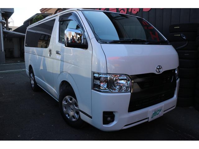 ハイエースバン ロングスーパーGL ダークプライムS 登録済未使用車 デジタルインナー パノラミックビュー 両側パワースライドドア ハーフレザーシート LEDヘッドライト フォグランプ トヨタセーフティセンス プッシュスタートスマートキー フロアマット(2枚目)
