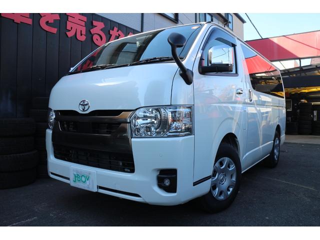 ハイエースバン ロングスーパーGL ダークプライムS 登録済未使用車 デジタルインナー パノラミックビュー 両側パワースライドドア ハーフレザーシート LEDヘッドライト フォグランプ トヨタセーフティセンス プッシュスタートスマートキー フロアマット(4枚目)