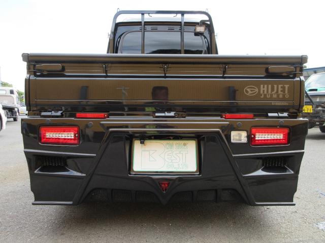 ハイゼットトラック ジャンボカスタム　翔プロデュースフルエアロ　ワークスフェンンダー　ＬＥＤテール　社外キャリパー　ローター　ＷＯＲＫ１７インチアルミ　パナソニック１０インチナビＴＶ　バックカメラ　ドライブレコーダー　ＥＴＣ　スマートキー（3枚目）