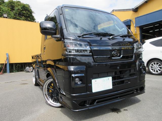 ハイゼットトラック ジャンボカスタム　翔プロデュースフルエアロ　ワークスフェンンダー　ＬＥＤテール　社外キャリパー　ローター　ＷＯＲＫ１７インチアルミ　パナソニック１０インチナビＴＶ　バックカメラ　ドライブレコーダー　ＥＴＣ　スマートキー（7枚目）