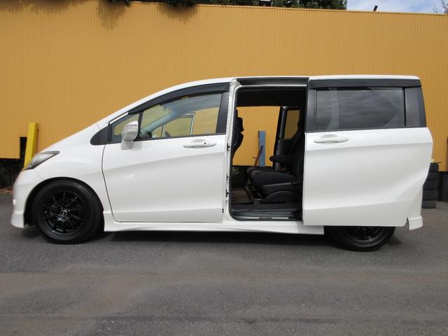 フリード Gi エアロ ジャストセレクション コンフォートパッケージ 純正HDDナビ バックカメラ 地デジTV ETC 両側パワースライドドア スマートキー HIDヘッドライト フォグランプ 純正エアロ ダウンサス 社外AW(7枚目)