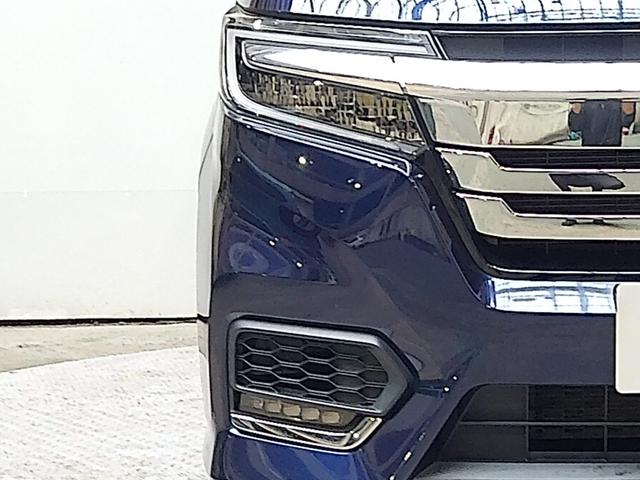 ステップワゴンスパーダ スパーダハイブリッドＧホンダセンシング　７人　後席モニター　メモリーナビ　ＥＴＣ　純正アルミ　ドアバイザー　ホンダセンシング　フルセグ　オートライト　Ｂｌｕｅｔｏｏｔｈオーディオ　サウンドコンテナ　ＣＭＢＳ　ＬＫＡＳ　リヤカメラ　スマキー（23枚目）