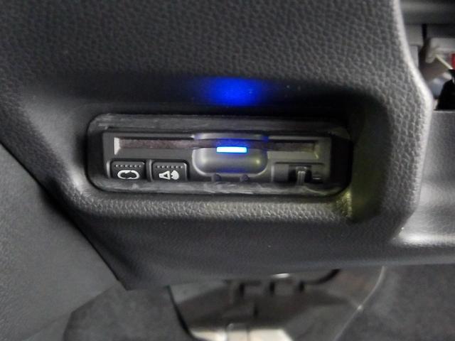 フィット 13G・Fパッケージファインエディション メモリーナビ リアカメラ ETC Bluetooth ドアバイザー ワンオーナー サイドカーテンエアバック オートリトラミラー オートエアコン BTオーディオ 電動格納ドアミラー インテリキー 禁煙車(5枚目)