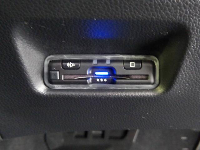 フィット e:HEVベーシック メモリーナビ リアカメラ LED オートライト ETC USB入力端子 1オーナー HondaSENSING サイドカーテンエアバック オートエアコン フルセグ Bluetoothオーディオ CMBS(5枚目)