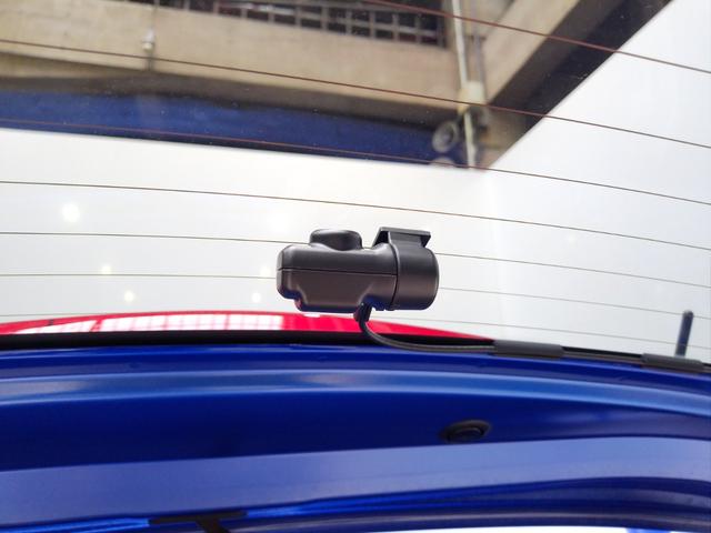 フリードハイブリッド ハイブリッド・クロスター　６人　ＨｏｎｄａＳＥＮＳＩＮＧ　前後ドラレコ　ディスプレイオーディオ　リアカメラ　ＥＴＣ　　ＬＥＤヘッドライト・フォグライト　前席シートヒーター　プラズマクラスター　両側電動スライドドア　純正アルミ（6枚目）