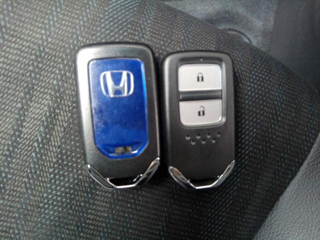 シャトル ハイブリッドXホンダセンシング HondaSENSING メモリーナビ リアカメラ USB入力端子 Bluetooth LEDヘッドライト・フォグライト オートライト オートハイビーム パドルシフト ワンオーナー 修復歴なし(11枚目)