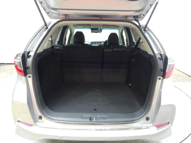 シャトル ハイブリッドXホンダセンシング HondaSENSING メモリーナビ リアカメラ USB入力端子 Bluetooth LEDヘッドライト・フォグライト オートライト オートハイビーム パドルシフト ワンオーナー 修復歴なし(17枚目)