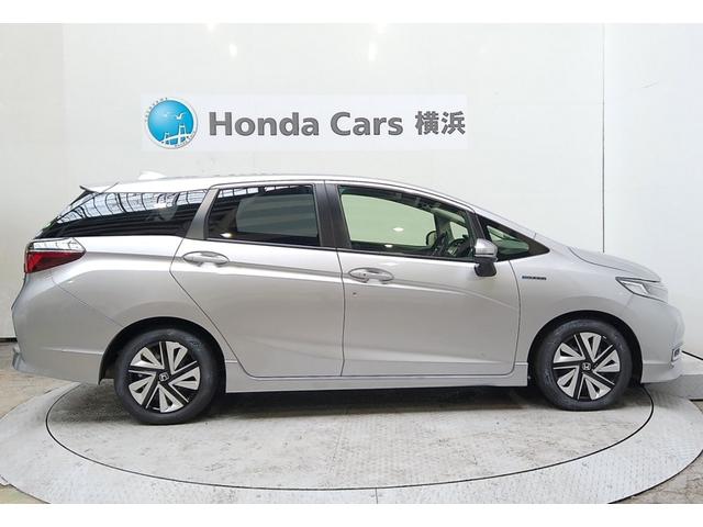 シャトル ハイブリッドXホンダセンシング HondaSENSING メモリーナビ リアカメラ USB入力端子 Bluetooth LEDヘッドライト・フォグライト オートライト オートハイビーム パドルシフト ワンオーナー 修復歴なし(20枚目)