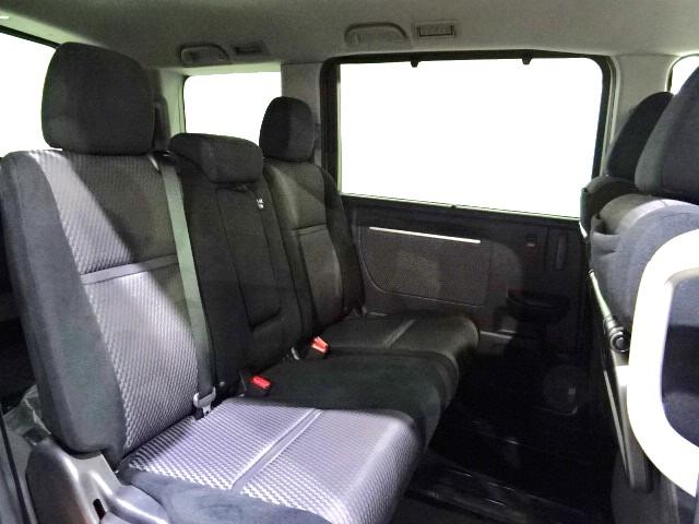 ステップワゴンスパーダ スパーダホンダセンシング 8人 HondaSENSING ドラレコ メモリーナビ リアカメラ ETC 純正アルミ ドアバイザー LKA 盗難防止 助手席エアバッグ Wパワスラ Bluetoothオーディオ 記録簿有 地デジ(18枚目)