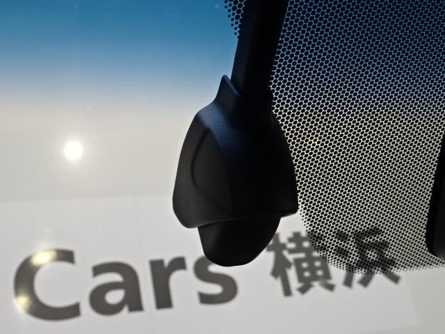 ステップワゴンスパーダ e:HEVスパーダGホンダセンシング 7人 メモリーナビ Bluetooth リアカメラ 後席モニター 前後ドラレコ 両側電動スライドドア LEDヘッドライト・フォグライト USB 純正アルミ ETC2.0 ドアバイザー ワンオーナー(5枚目)