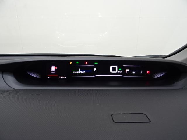 ステップワゴンスパーダ e:HEVスパーダGホンダセンシング 7人 メモリーナビ Bluetooth リアカメラ 後席モニター 前後ドラレコ 両側電動スライドドア LEDヘッドライト・フォグライト USB 純正アルミ ETC2.0 ドアバイザー ワンオーナー(17枚目)