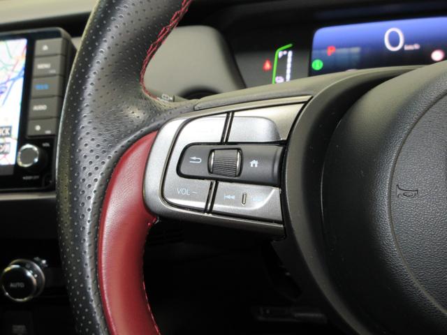 フィット e:HEVモデューロX HondaSENSING 前後ドラレコ メモリーナビ リアカメラ LEDヘッドライト・フォグライト 前席シートヒーター 純正アルミホイール ETC USB Bluetooth ワンオーナー 修復歴なし(7枚目)