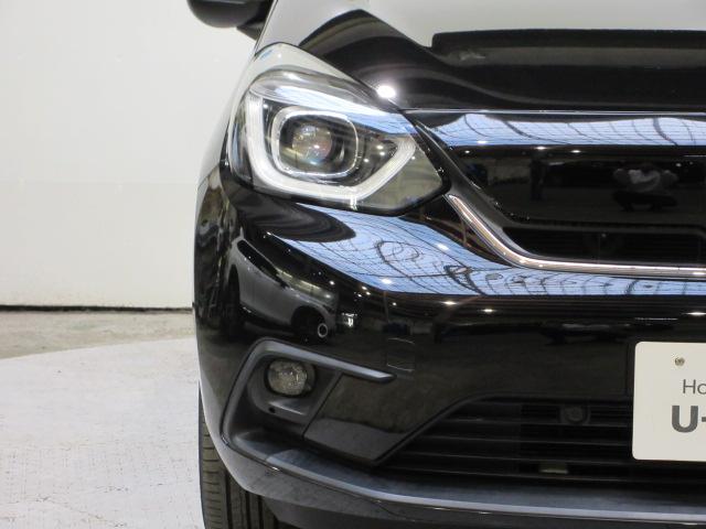 フィット ｅ：ＨＥＶネス　ＨｏｎｄａＳＥＮＳＩＮＧ　前後ドラレコ　メモリーナビ　リアカメラ　純正アルミ　ＬＥＤヘッドライト・フォグライト　オートライト　ＥＴＣ　Ｂｌｕｅｔｏｏｔｈ　ＵＳＢ　ドアバイザー　ワンオーナー　衝突軽減（26枚目）