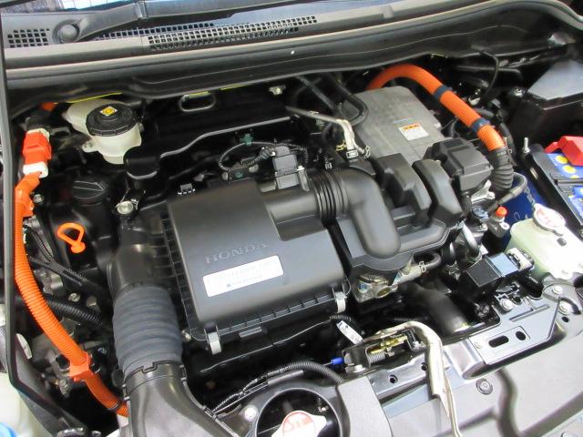 フィット ｅ：ＨＥＶネス　ＨｏｎｄａＳＥＮＳＩＮＧ　前後ドラレコ　メモリーナビ　リアカメラ　純正アルミ　ＬＥＤヘッドライト・フォグライト　オートライト　ＥＴＣ　Ｂｌｕｅｔｏｏｔｈ　ＵＳＢ　ドアバイザー　ワンオーナー　衝突軽減（28枚目）