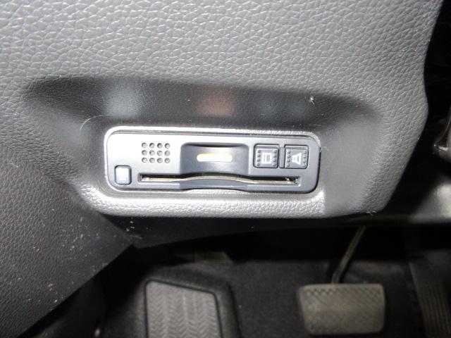 フィットハイブリッド Ｌホンダセンシング　ドラレコ　メモリーナビ　リアカメラ　ＥＴＣ　Ｂｌｕｅｔｏｏｔｈ　ＵＳＢ　ＬＥＤヘッドライト　ＬＥＤフォグライト　ドアバイザー　ワンオーナー（7枚目）